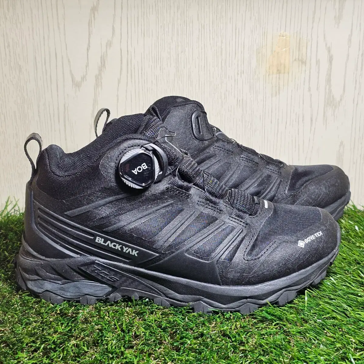 사이즈 235mm / 블랙야크 343 DM GTX 등산화 | 브랜드 중고거래 플랫폼